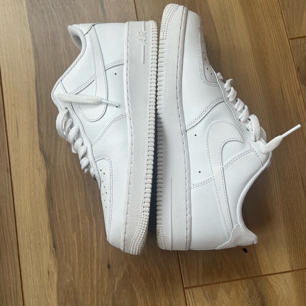 Air Force 1 size 8.5